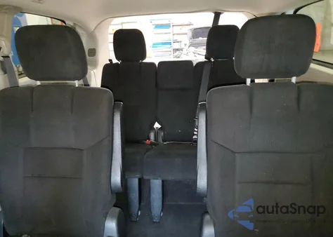 2011 Dodge Grand Caravan Mainstreet z USA, uszkodzony, nr VIN 2D4RN3DG5BR668938